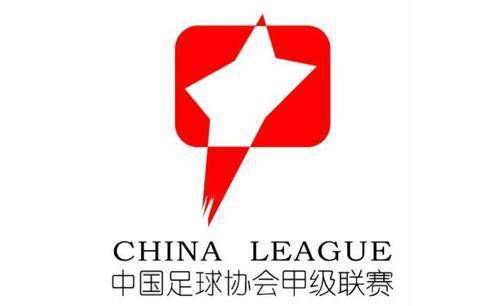 在女人眼中的激烈的后辈之上
